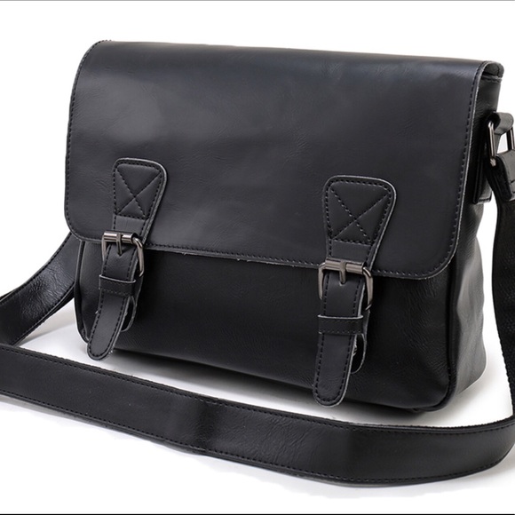 Luxury Black Leather Bag. - Picture 4 of 6